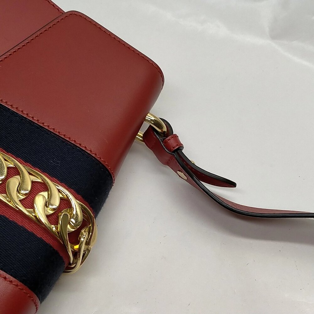 Authentic Gucci Sherry Line Red Leather Shoulder Bag mn684-112625 - Picture 8 of 16